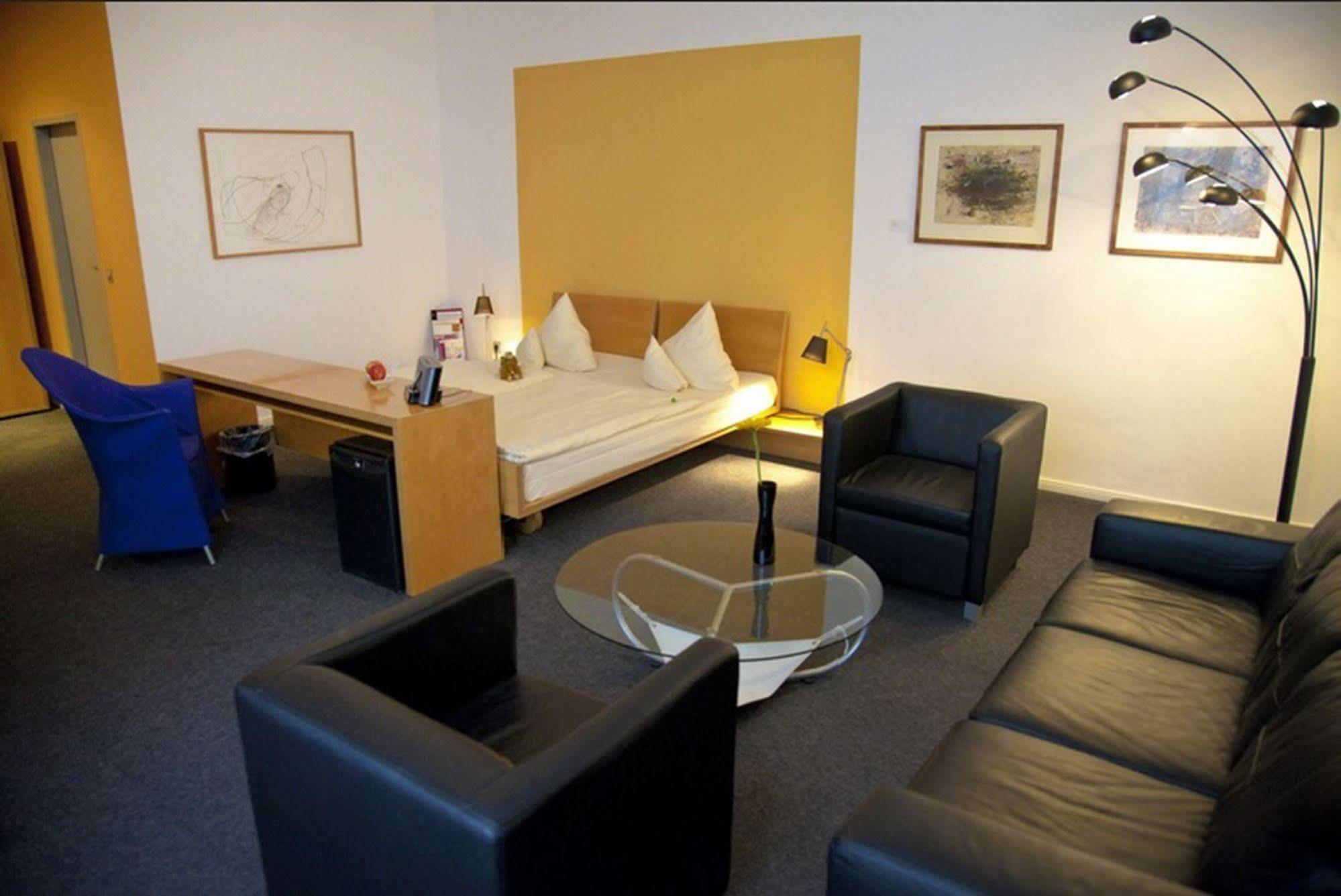 Hotel Riehmers Hofgarten เบอร์ลิน ภายนอก รูปภาพ